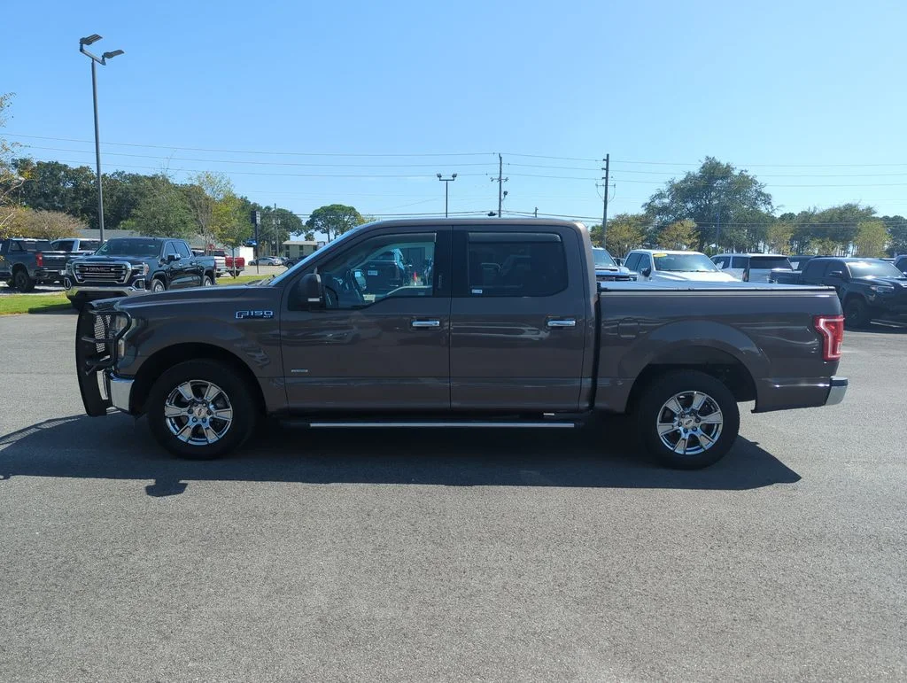 Used 2015  Ford XLT image 3