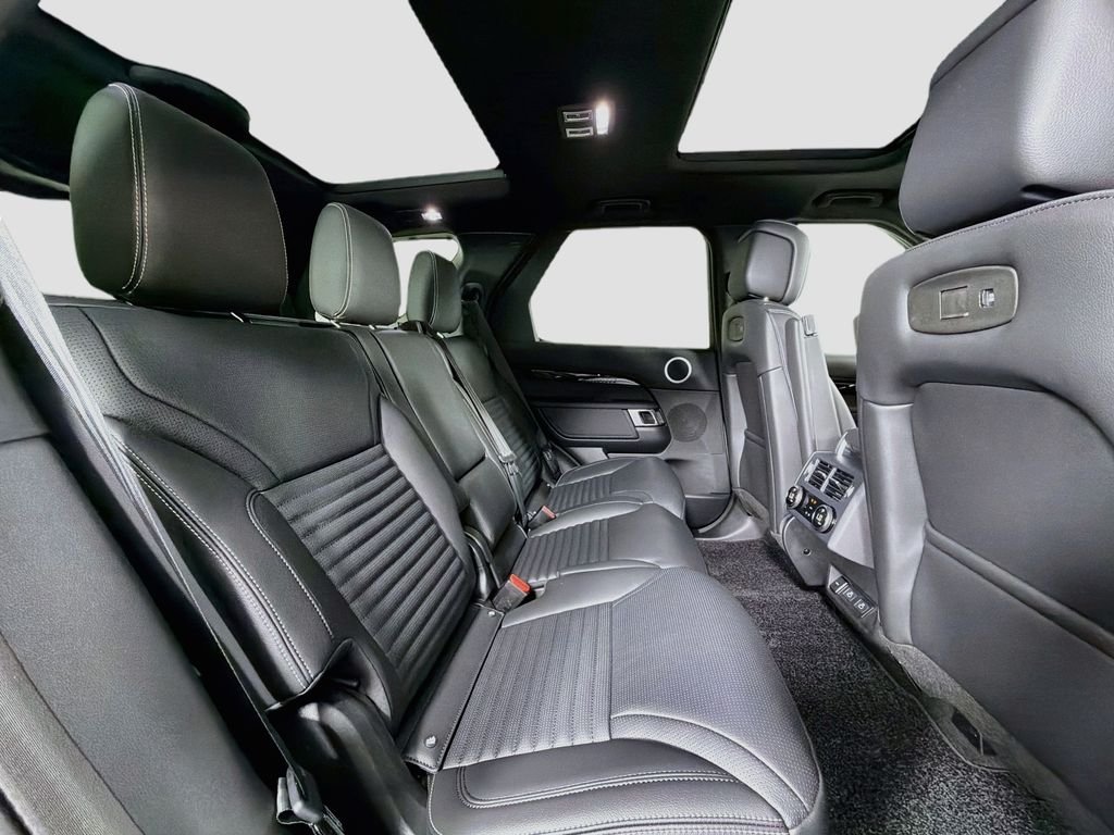 New 2026 Fuji White Land Rover S image 29