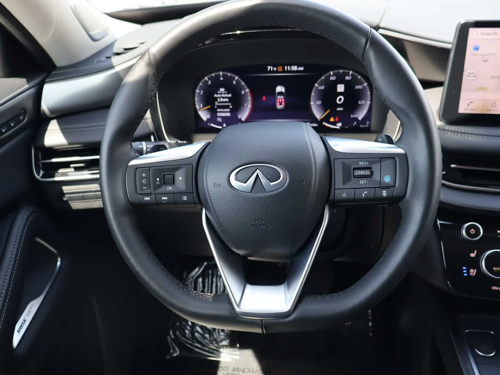 Certified Used 2025 Mineral Black INFINITI LUXE image 23