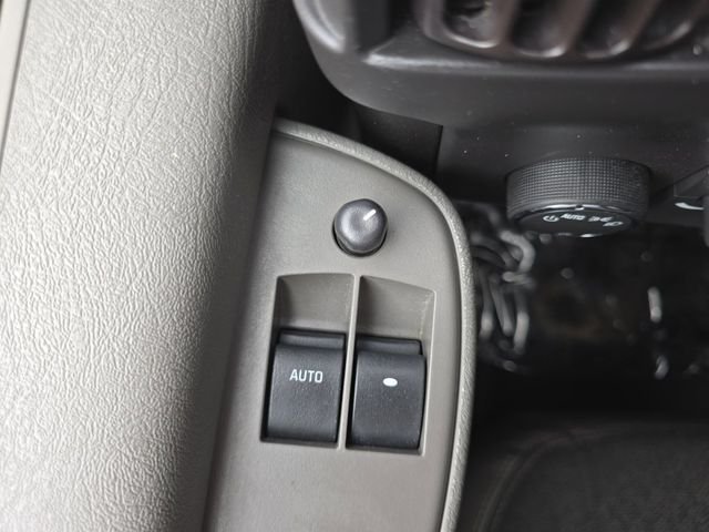 Used 2024 White GMC Work Van image 29