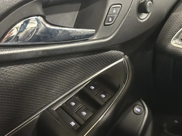 Used 2016 Blue Chevrolet LT image 27