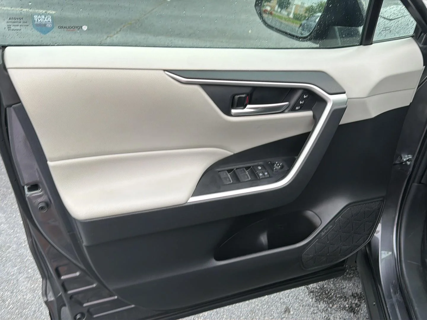 Certified Used 2024 Magnetic Gray Metallic Toyota XLE Premium image 16