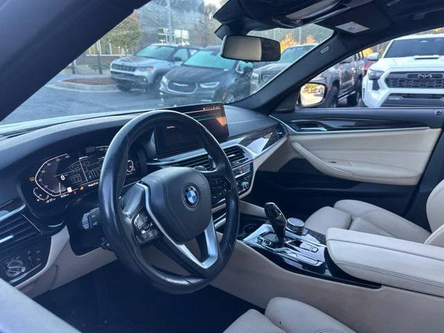 Used 2023 White BMW 530e iPerformance image 12
