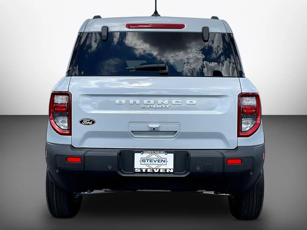 New 2026 Space White Metallic Ford Big Bend® image 4