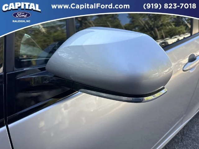 Used 2018 Silver Toyota Two image 12