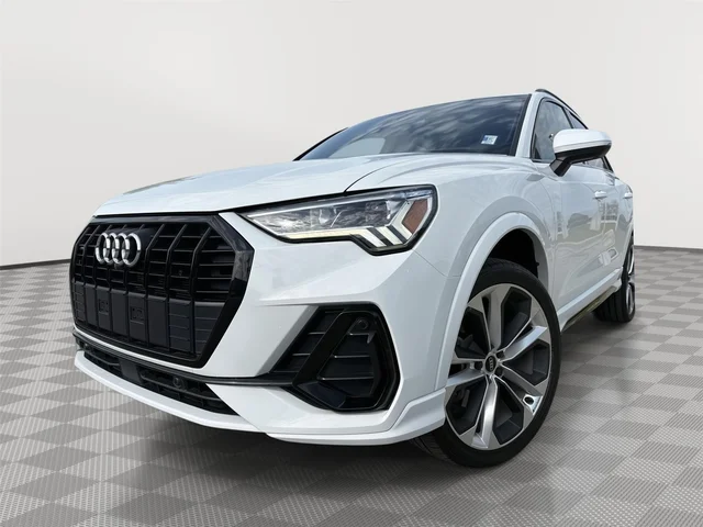 2022 Audi Q3 S line Premium Plus