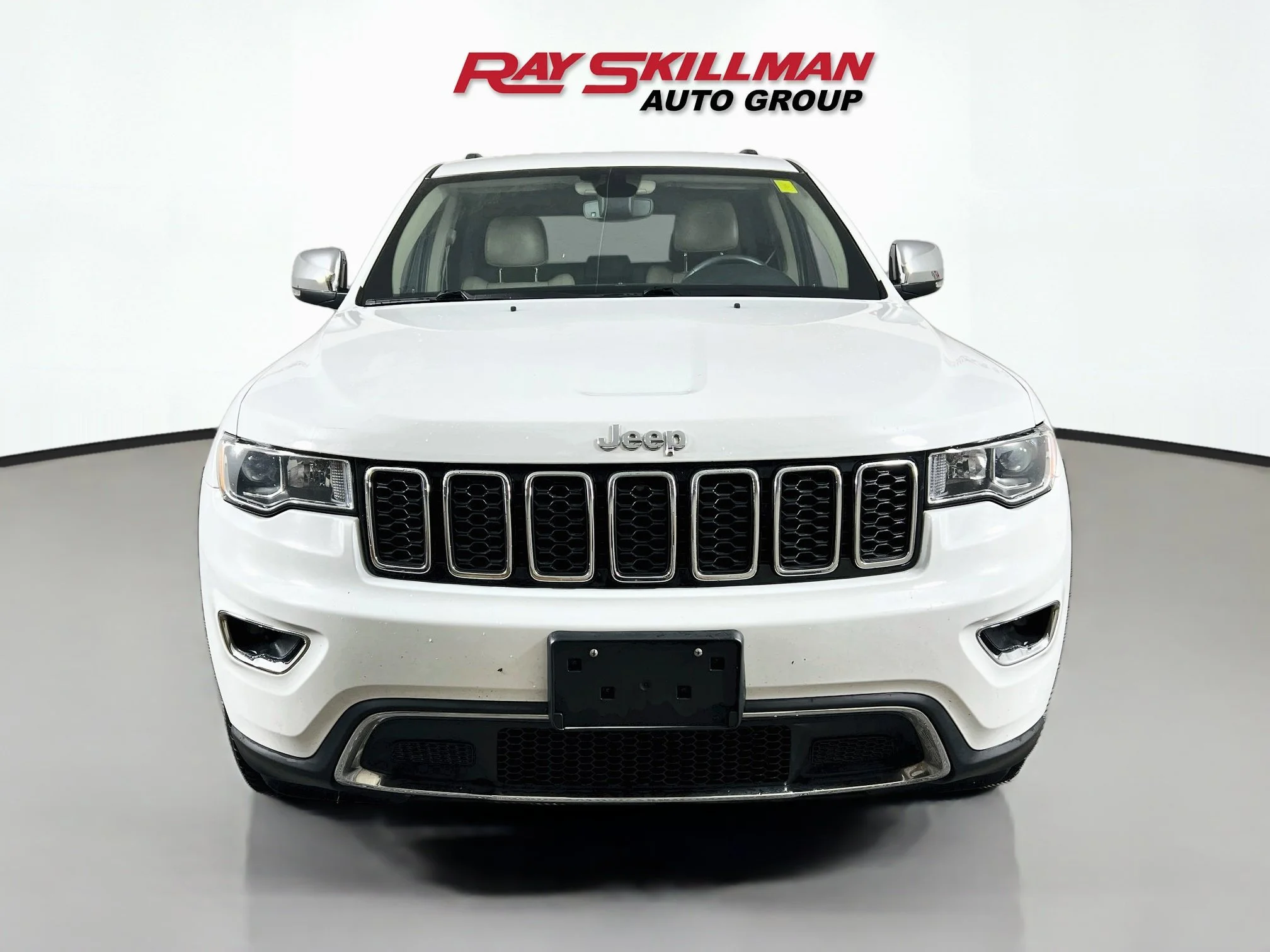Used 2019 Bright White Clearcoat Jeep LIMITED image 2