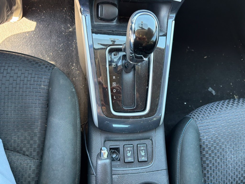 Used 2019 Blue Nissan SR image 13