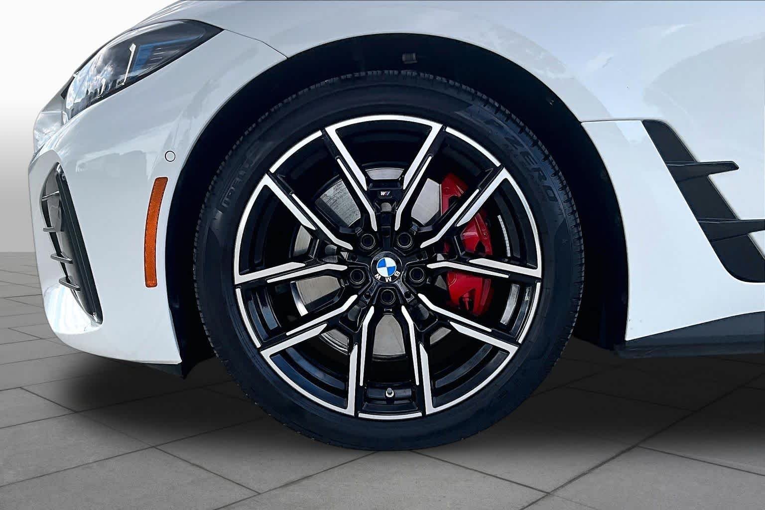 Used 2025 Alpine White BMW M50 image 10