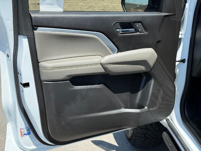 Certified Used 2025 Summit White Chevrolet  image 17