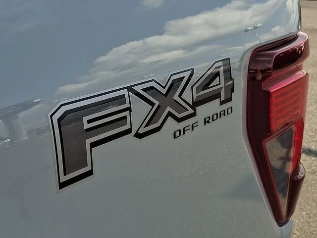 New 2026 Avalanche Ford XLT image 15