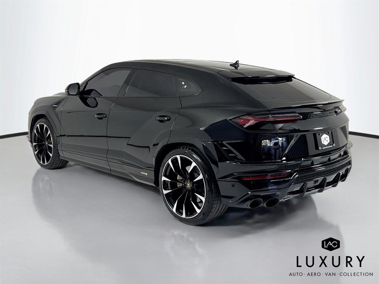 2024 Lamborghini Urus S - Photo 8