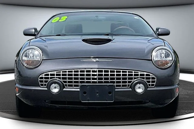 Used 2003 Ford Thunderbird Premium with VIN 1FAHP60A93Y113970 for sale in Kansas City