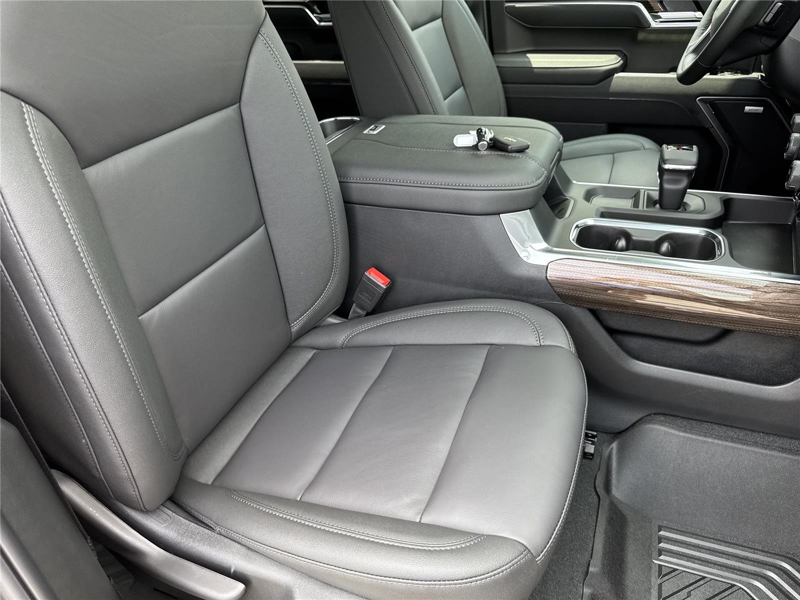 2026 Chevrolet Silverado 1500 RST - Photo 35
