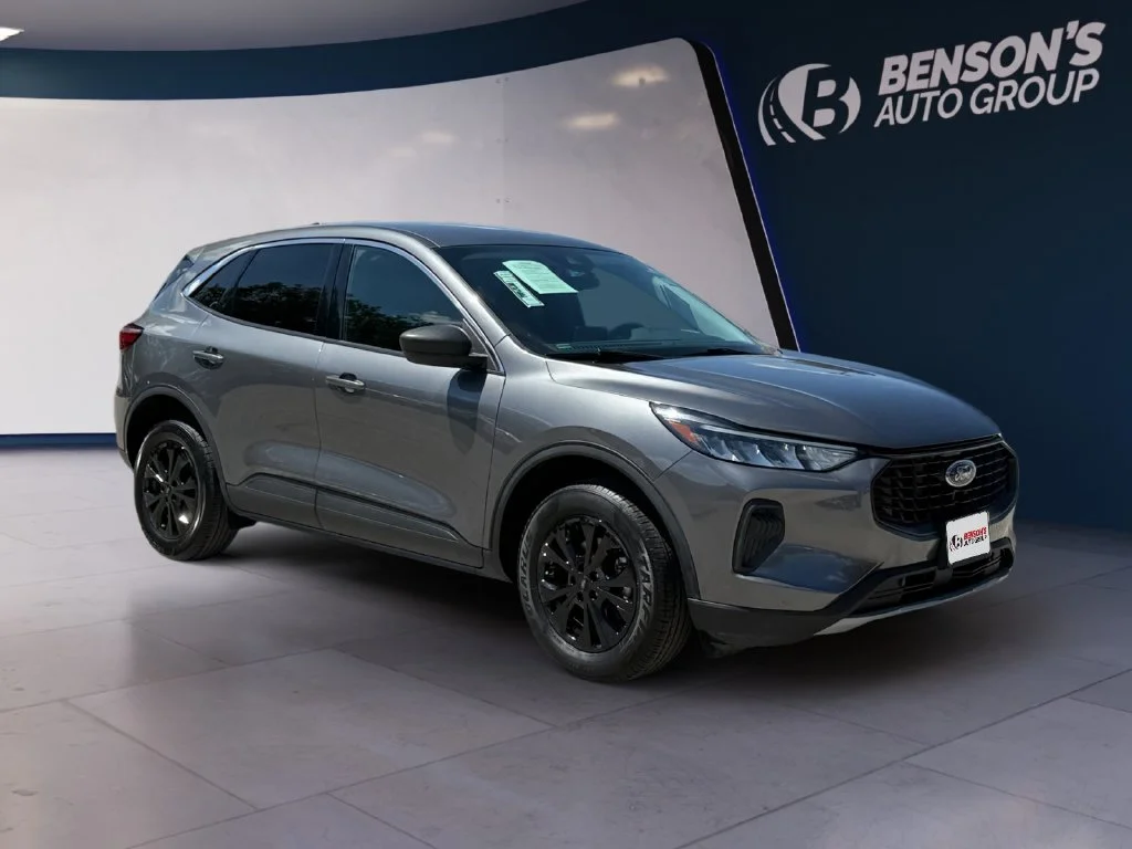 Used 2024 Gray Ford Active image 7
