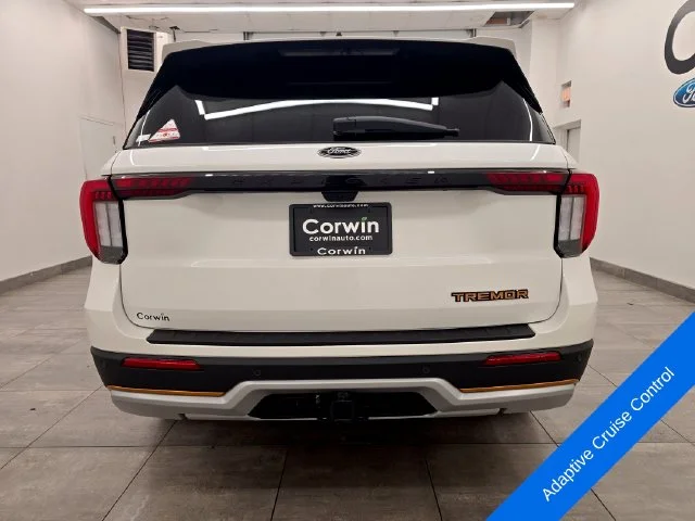 New 2026 Star White Metallic Tri-Coat Ford Tremor® image 4