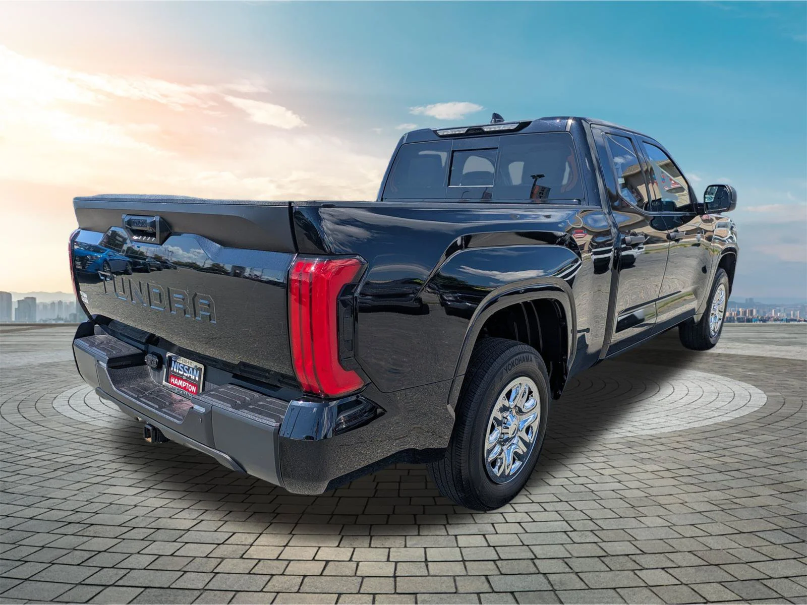 Used 2023 Midnight Black Metallic Toyota SR image 5