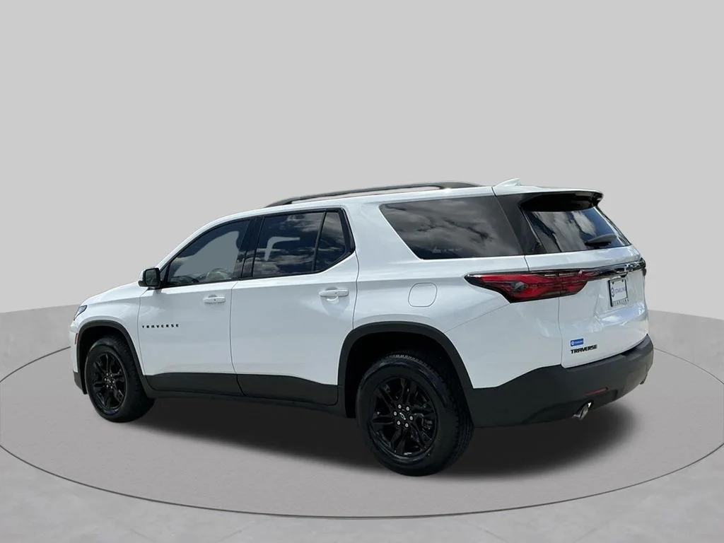 Used 2023 White Chevrolet LT image 4