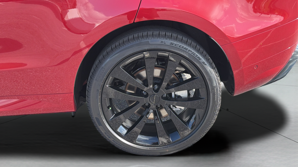 New 2026 Firenze Red Land Rover Dynamic SE image 18