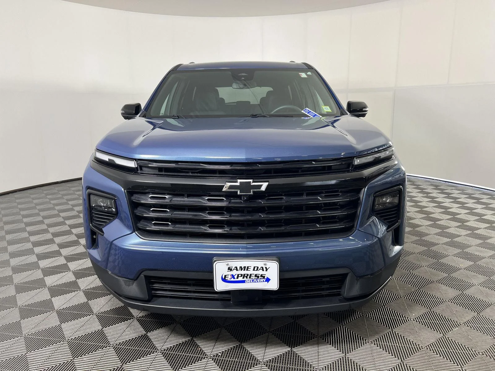 Used 2024 Lakeshore Blue Metallic Chevrolet LT image 33