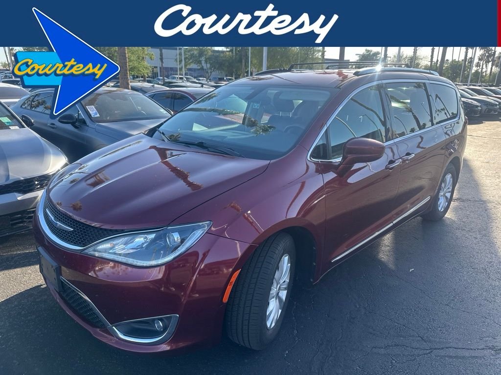 Used 2019 Red Chrysler Touring L image 1