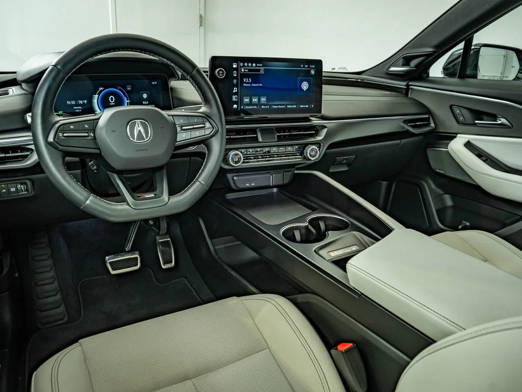 Used 2024 Red Acura  image 31