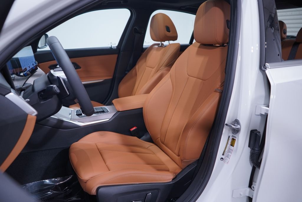 New 2026 Alpine White BMW 330i image 7