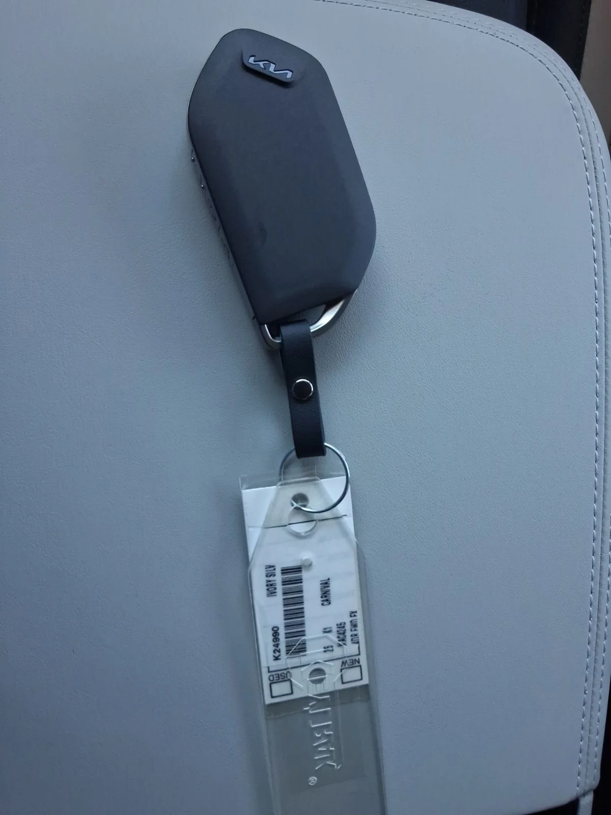 New 2026 White Kia EX image 27