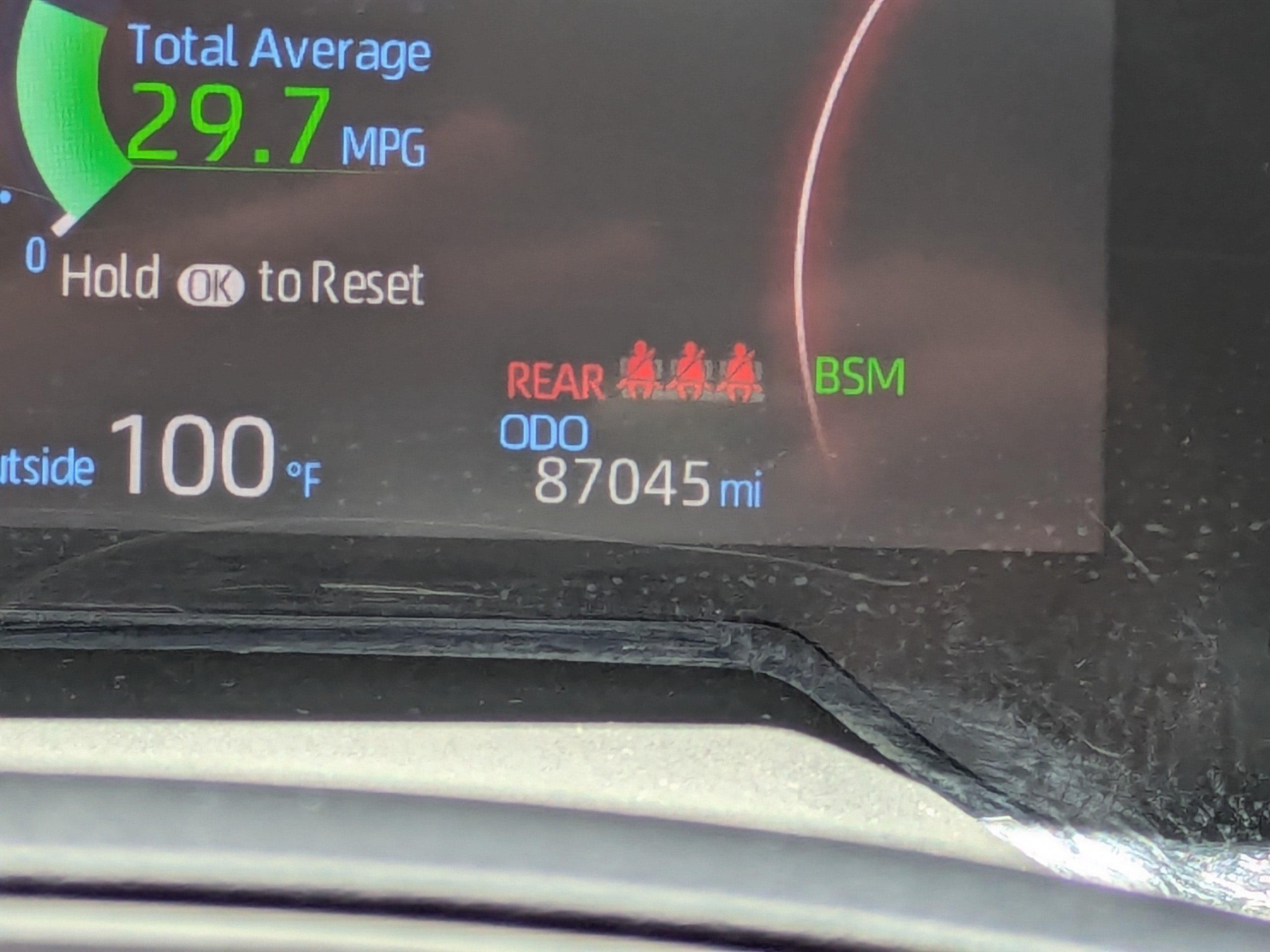 2023 Toyota RAV4 XLE - Photo 28
