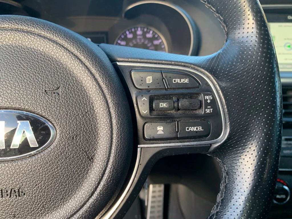 Used 2016 Ebony Black Kia SXL image 14
