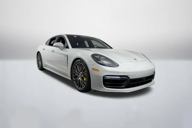 2022 Porsche Panamera E-Hybrid Turbo S
