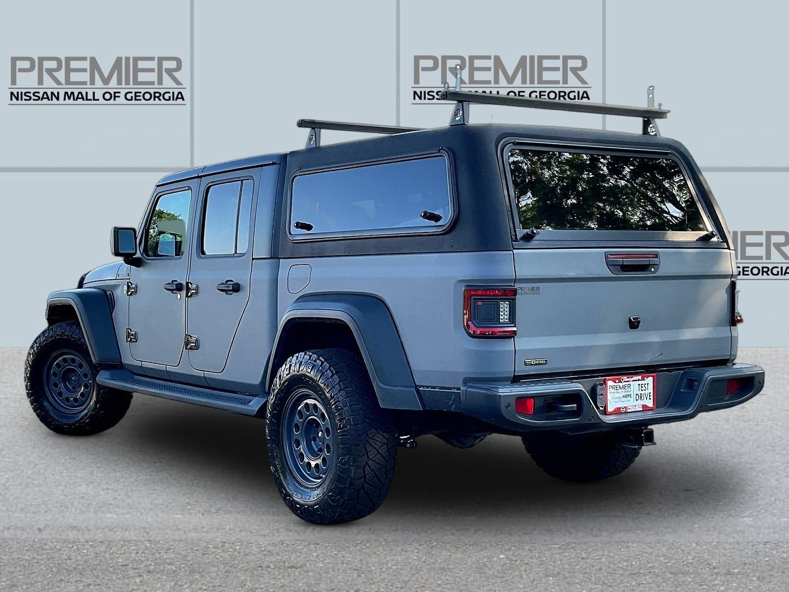 Used 2021 Black Jeep Sport image 5