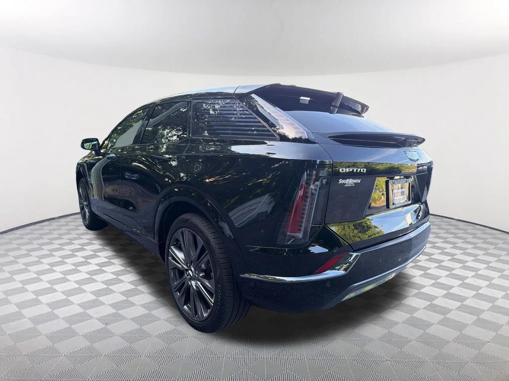 Used 2026 Black Cadillac Premium Sport image 7