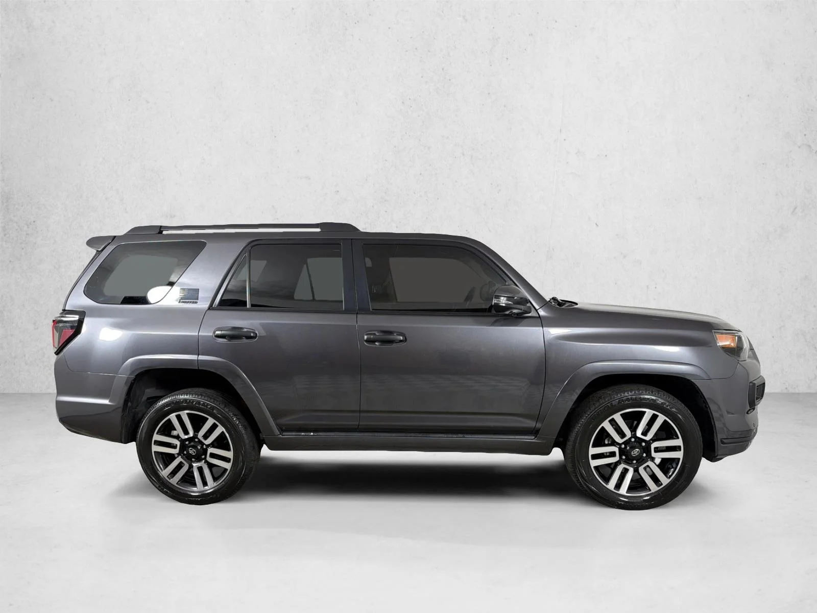 Used 2023 Gray Toyota Limited image 4