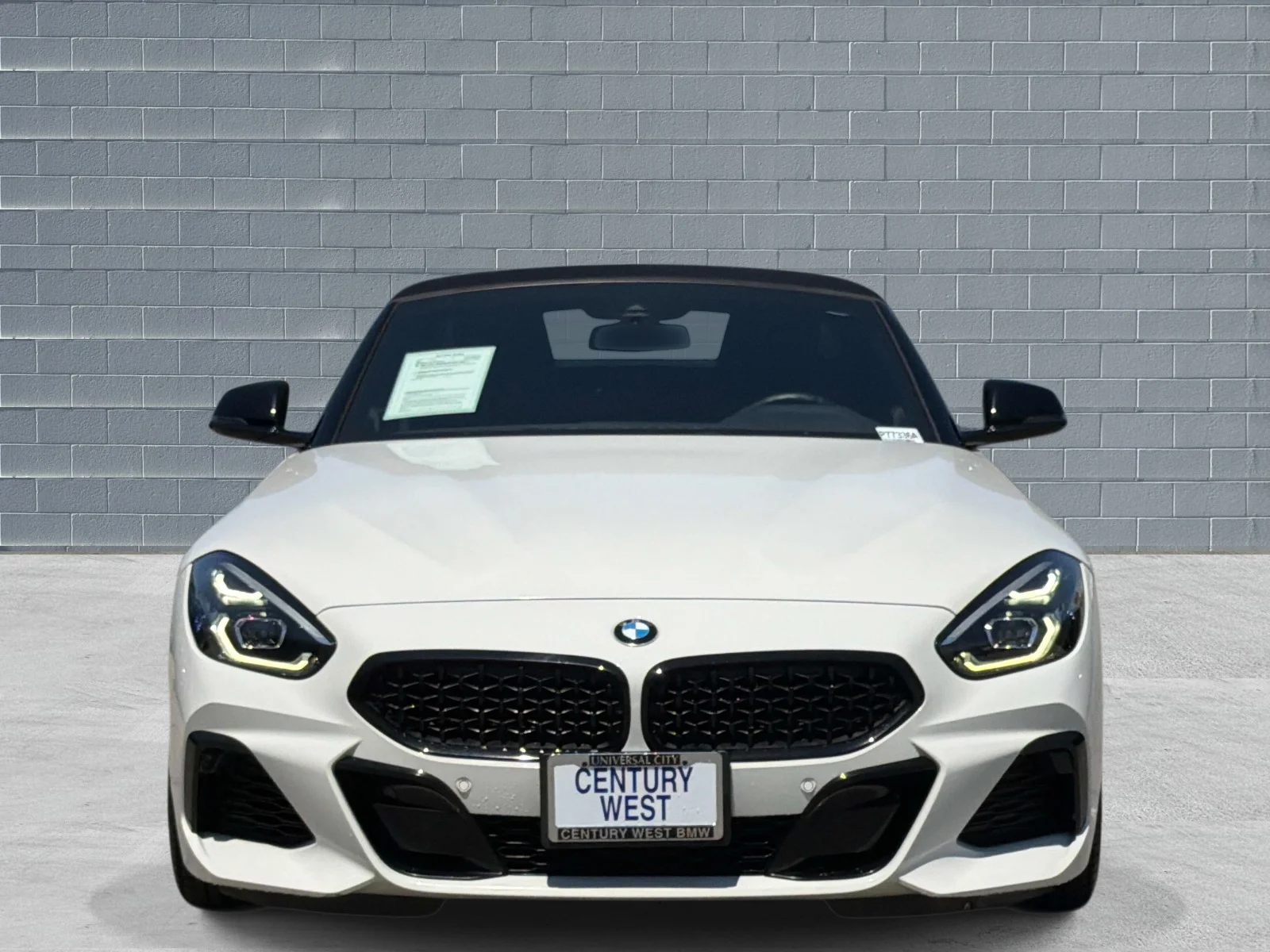 Used 2021 Alpine White BMW sDrive30i Roadster image 3