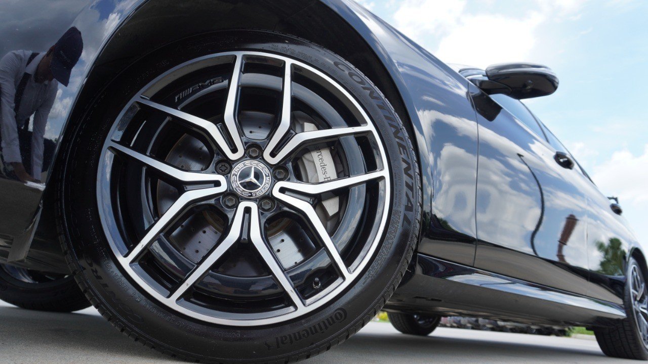 Used 2022 Black Mercedes-Benz E 350 image 11