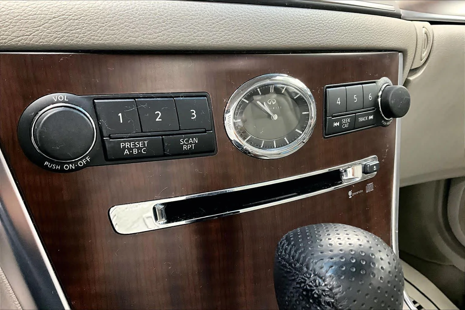 Used 2010 Blue Slate INFINITI  image 33