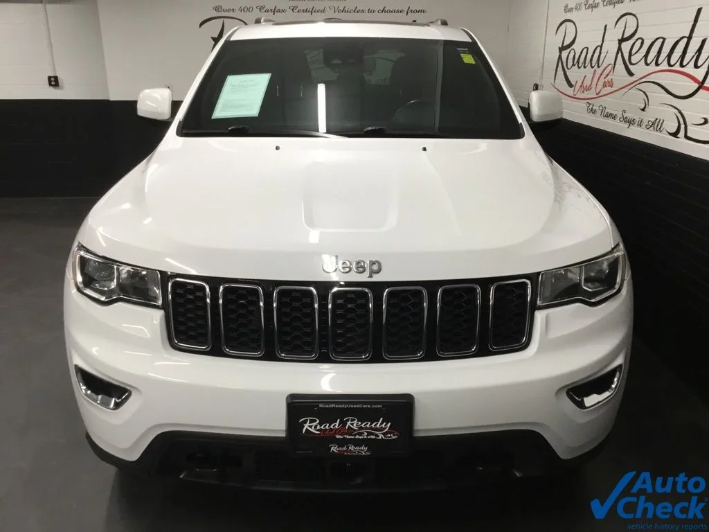 Used 2020 White Jeep Altitude image 4
