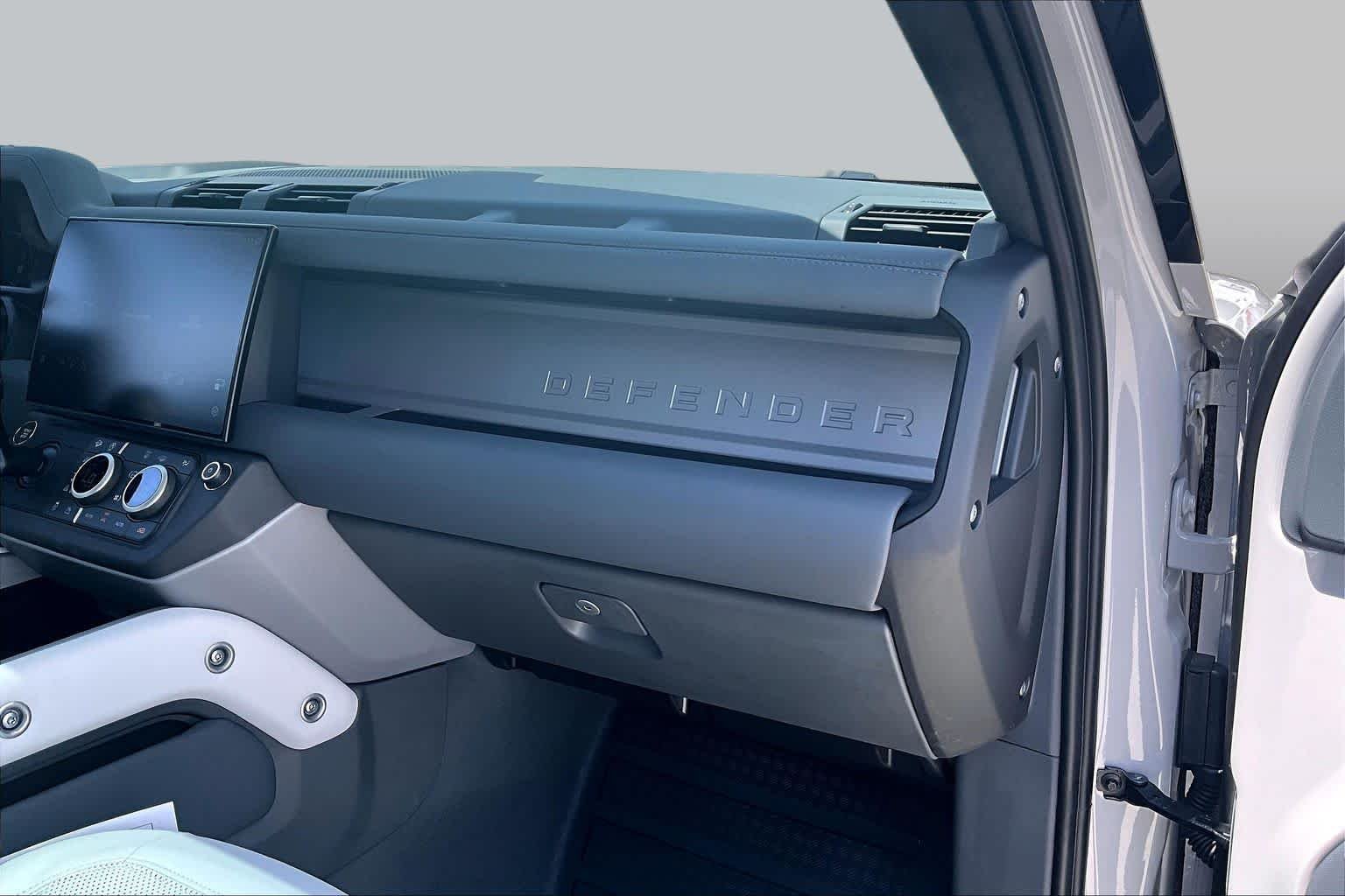 Used 2026 Borasco Grey Metallic Land Rover X image 18