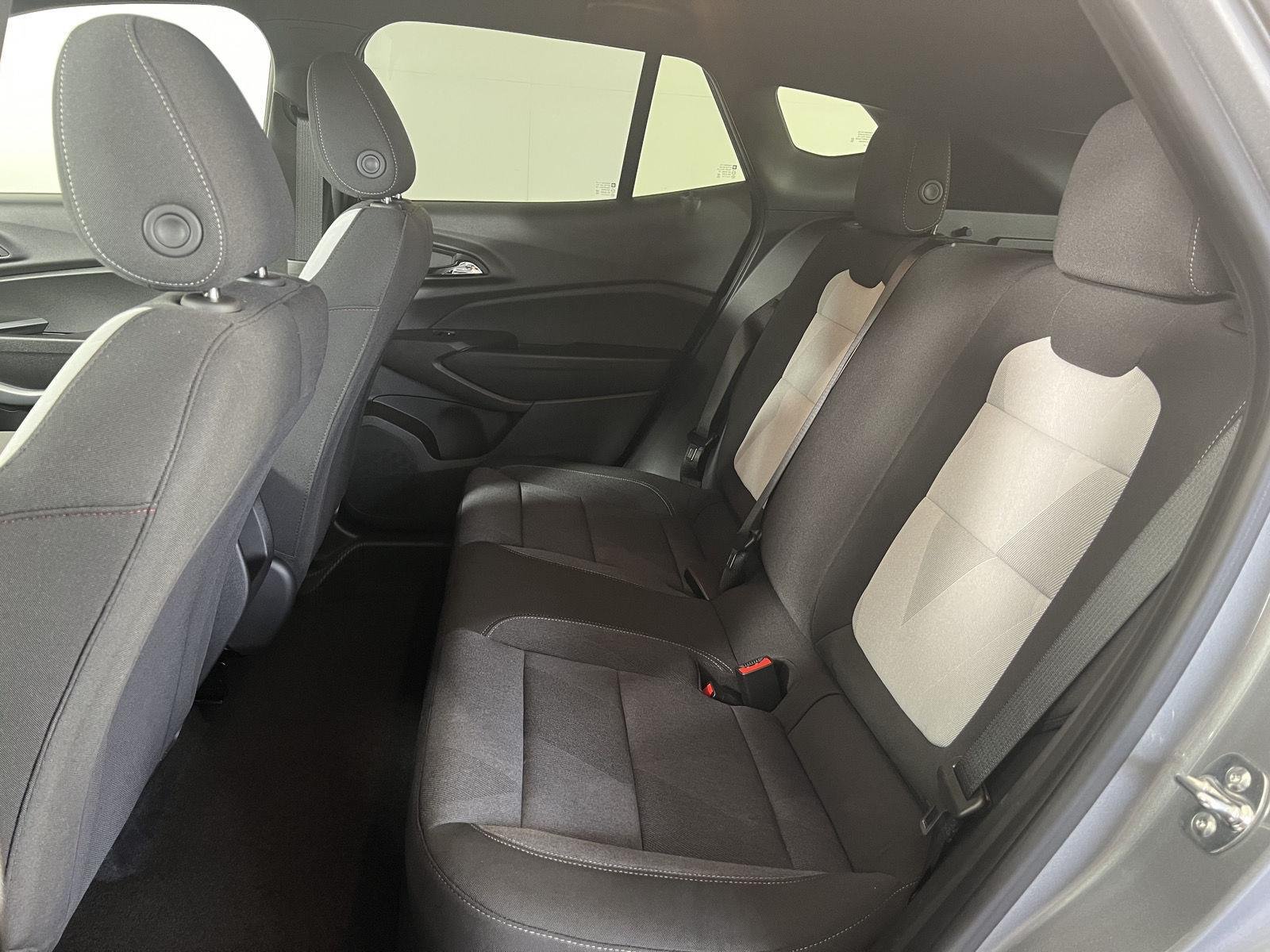 Used 2025 Sterling Gray Metallic Chevrolet 1RS image 16