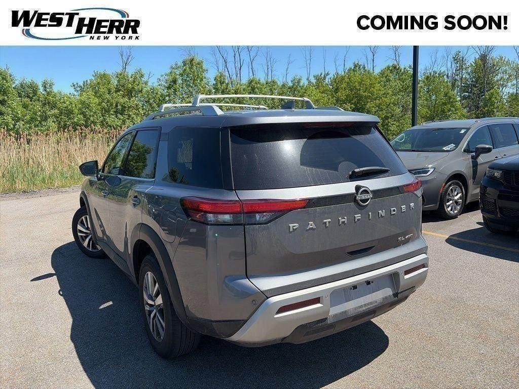 Used 2023 Gun Metallic Nissan SL 4WD image 13