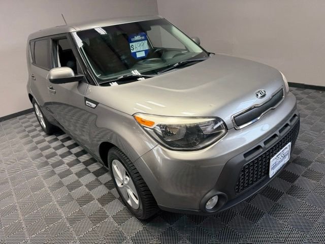 Used 2015 Kia Soul Base with VIN KNDJN2A21F7155822 for sale in Sheffield, OH
