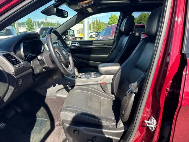 Used 2018 Velvet Red Pearlcoat Jeep High Altitude image 14