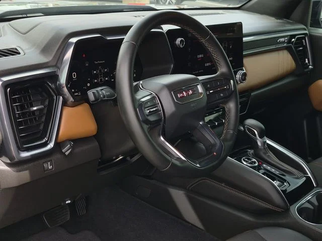 Used 2024 Onyx Black GMC AT4 image 9