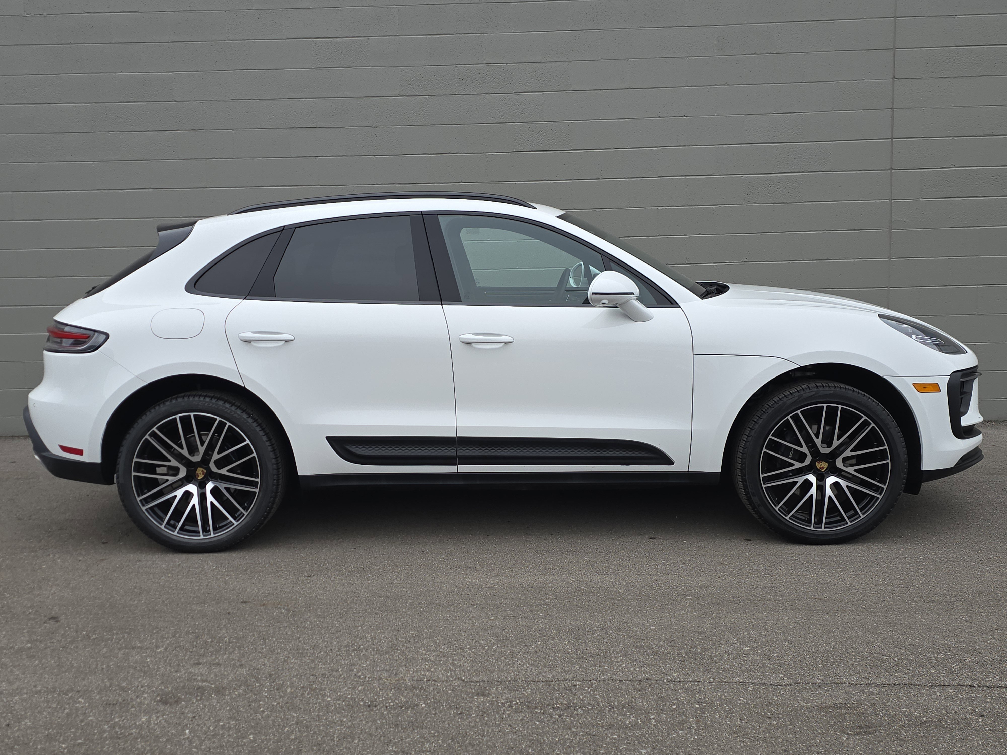 Used 2025 White Porsche  image 10