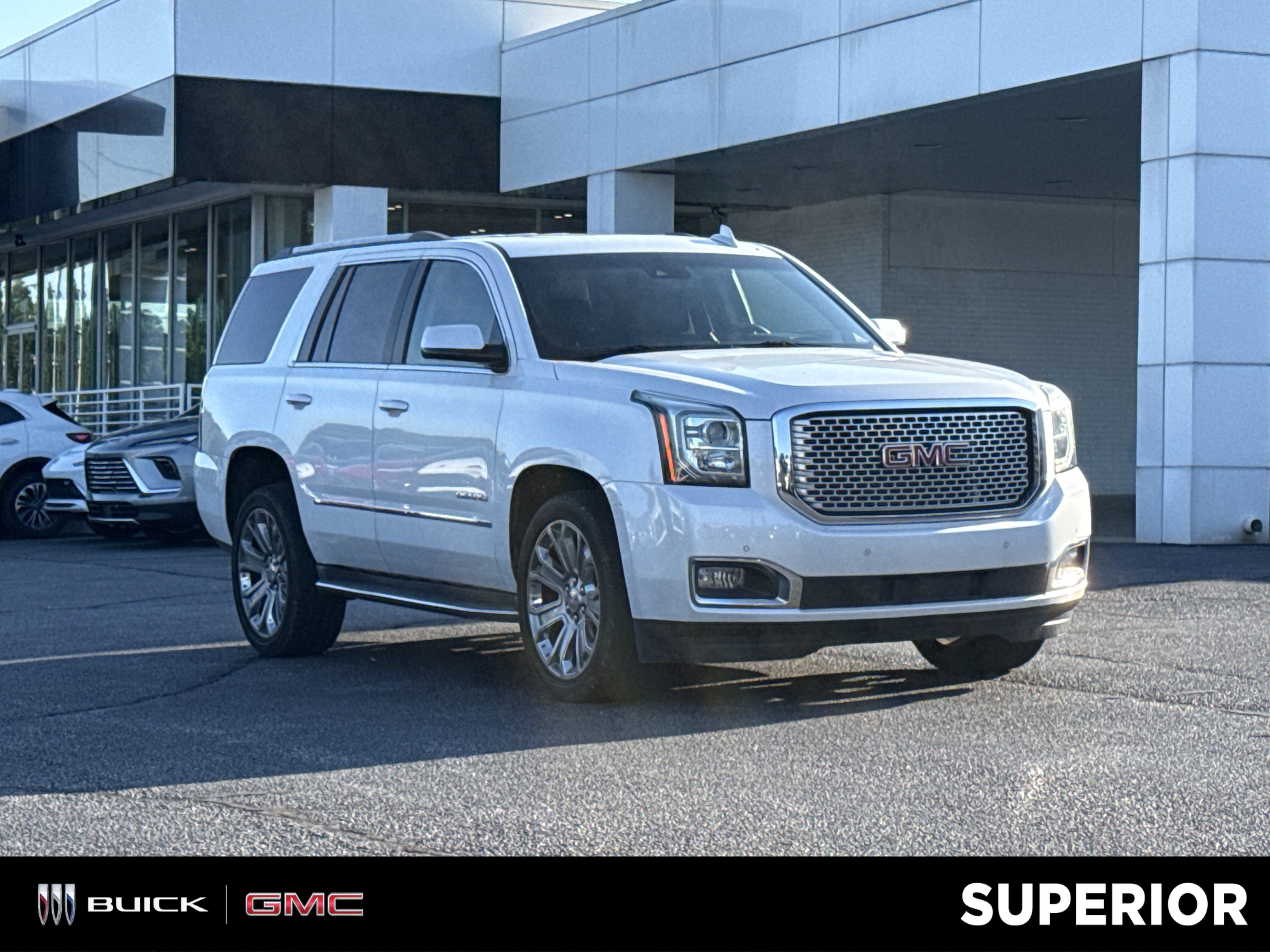 2016 GMC Yukon 4WD Denali's photo