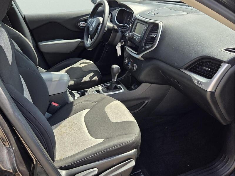 Used 2014 Brilliant Black Crystal Pearlc JEEP FWD 4DR SPORT image 18