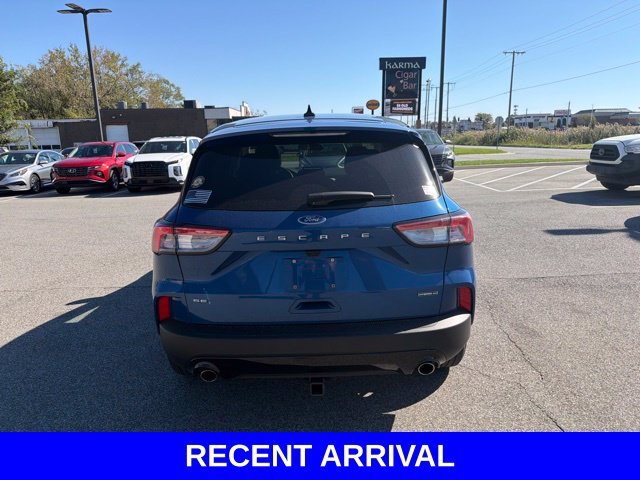 Used 2022 Blue Ford SE image 22