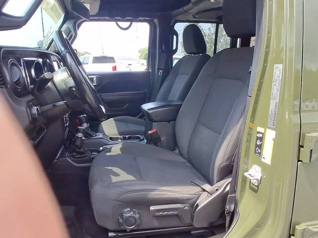 Used 2021 Green Jeep Sport Altitude 4x4 image 24