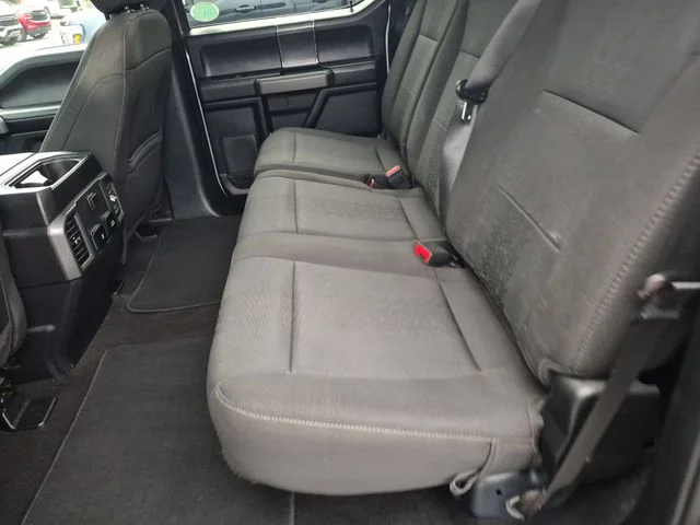 Used 2019 Silver Ford XLT image 29